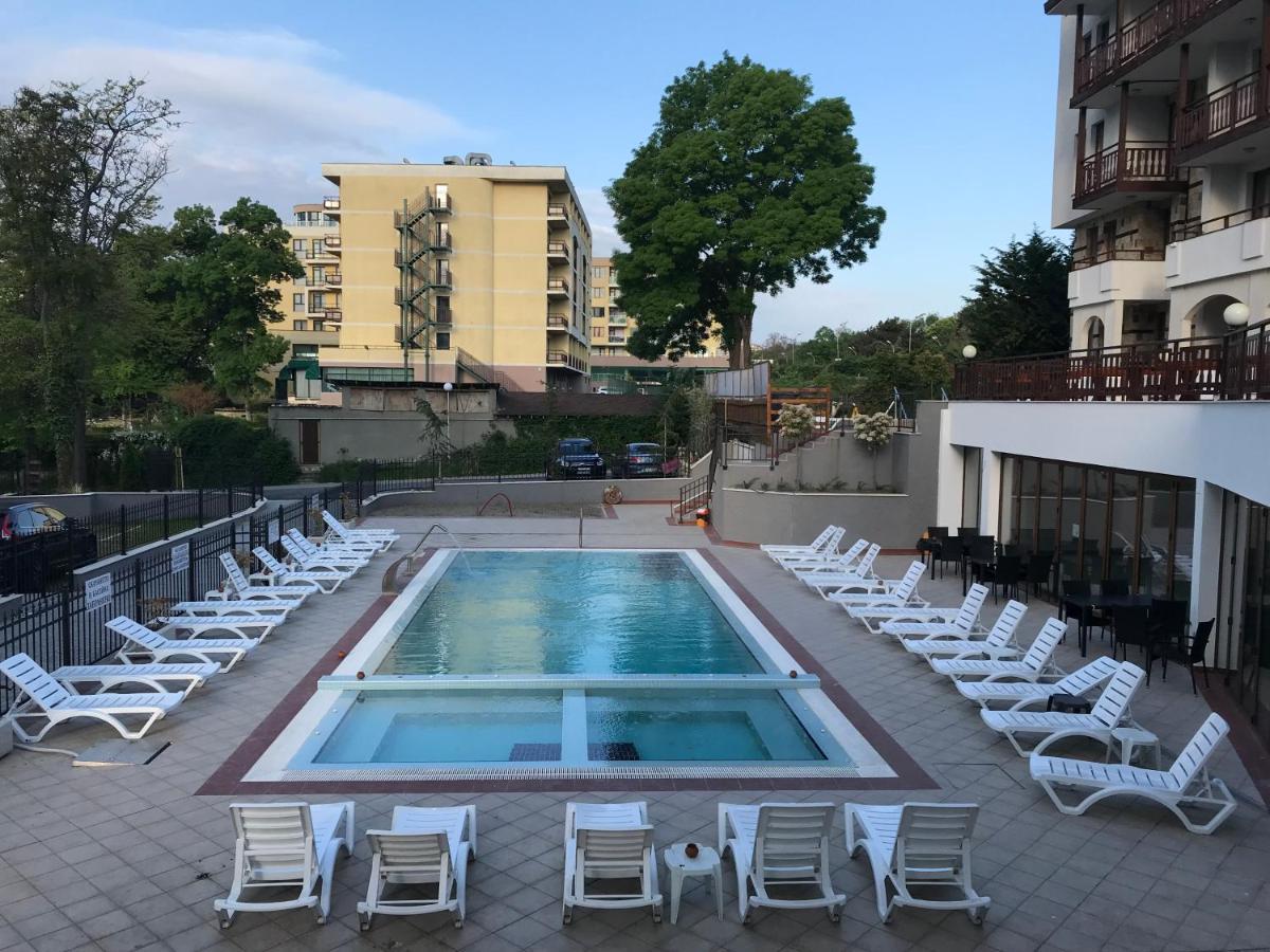 סנט קונסטנטין והלנה Hotel Hanat מראה חיצוני תמונה