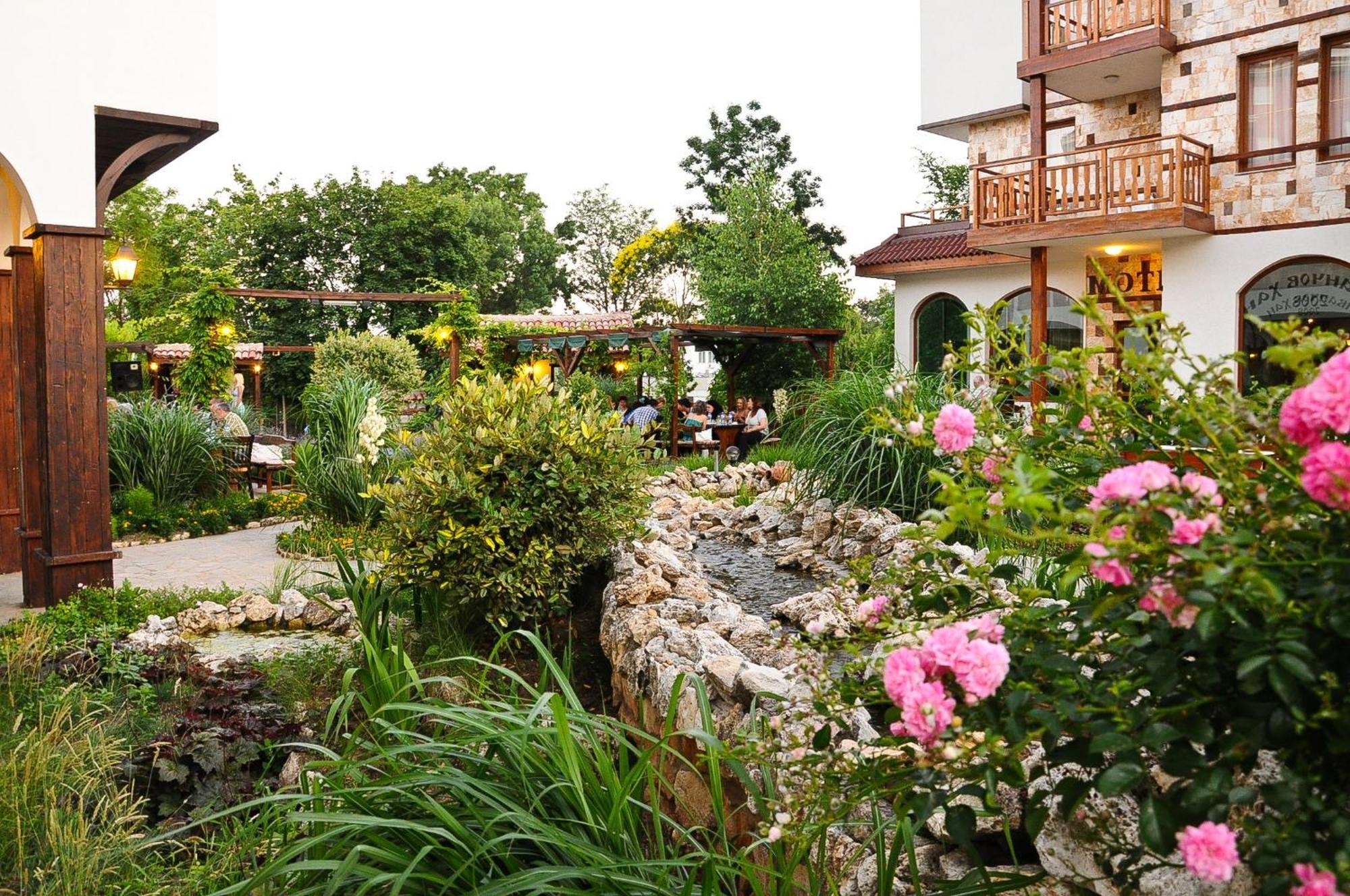 סנט קונסטנטין והלנה Hotel Hanat מראה חיצוני תמונה